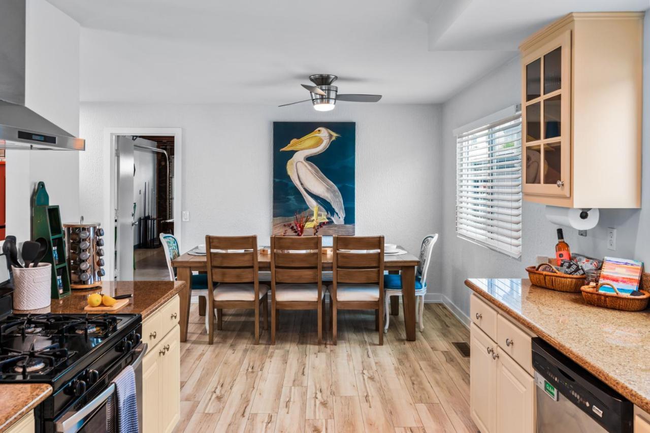 Mile To Beach! Private, Family & Pet Friendly Oasis! Pool Table & Hot Tub! Oceanside Exterior photo